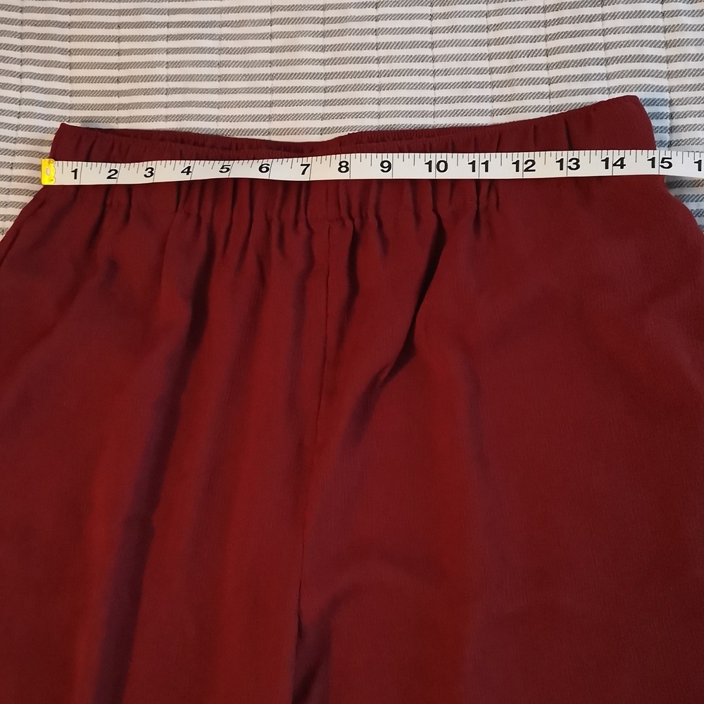 Cute set from Dynamite, worn once. Top small, pants Medium - Picture 10 of 10